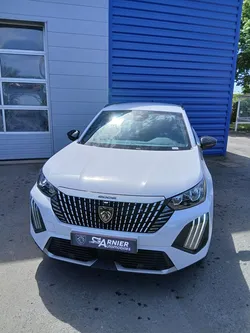 Peugeot 2008 II 1.2 Hybrid 145ch Allure e-DCS6