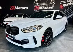 BMW SERIE 1 118D 2.0 150ch DKG8 M SPORT SHADOW LINE•TOIT OUVRANT•Feux LED•Jantes 18P•Étriers Rouge•Camera•Radars AV/AR•Sieges Élec•Lumières d'ambiance•CarPlay•GPS•Virtual cockpit•Affichage tête haute