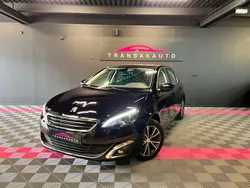 PEUGEOT 308 1.2 PureTech 110ch S&S BVM5 Allure - TOIT PANORAMIQUE - COURROIE EFFECTUER A 74000KM