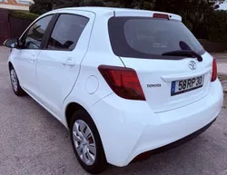 Toyota Yaris 1.4 D-4D Active + AC 90cv