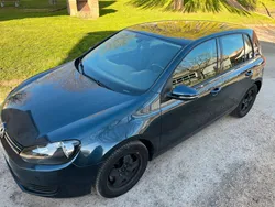 A SAISIR GOLF VI 2.0L TDI 140CH. CONFORTLINE(radar de stationnement avant et arrière)