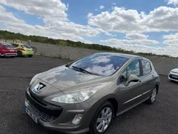 Joli Peugeot 308 1.6l HDI 90ch avec GpS 104000 km fulls options garantie, 15 mois