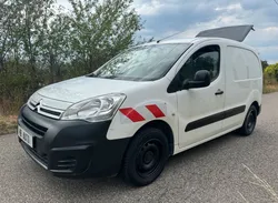 Citroen berlingo M 1.6 bluehdi 100 CLUB 3 PLACES- GIRAFON tva récupérable