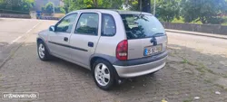 Opel Corsa 1.0 100