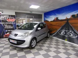 Peugeot 107 1.0 i 68cv Trendy 2-Tronic / Suivi