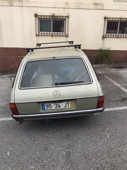 Mercedes-Benz 300 W123  TD