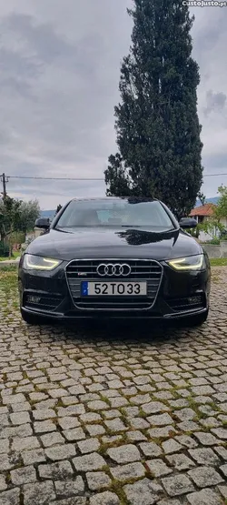Audi A4 s line
