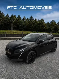 Peugeot e-208 GT+