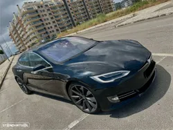 Tesla Model S 75