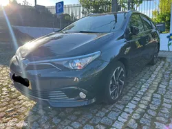 Toyota Auris Touring Sports 1.8 HSD Comfort