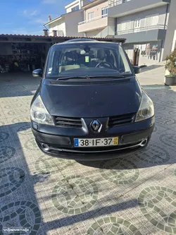Renault Espace 2.0 dCi Initiale 7L Aut.