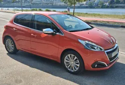 Peugeot 208 1.2 puretech allure