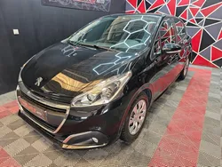 Peugeot 208 Hdi 100 Cv - 5 Cv- Buisness GPS CAR Play - 06/2019 - 97500 Kms - Tendance auto depuis 2010