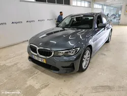 BMW 330 e Auto