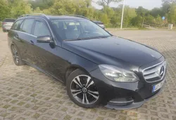 Mercedes-Benz E 220 D 170cv Cx 6 G. Reboque