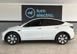 Tesla Model Y RWD