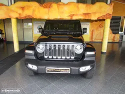 Jeep Gladiator 3.0V6 MultiJet AWD Auto Overland