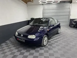 VOLKSWAGEN GOLF Cabriolet 1.6i IV 4 CABRIOLET 110 ch historique complet + peinture neuve garantie 12 mois