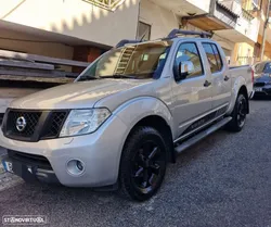 Nissan Navara 2.5 dCi CD SE AT 4WD