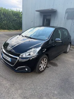 Peugeot 208 1.0 70cv