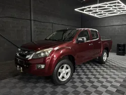 Isuzu D-max II 2.5 TD 163 Crew Solar 4x4 Automatic