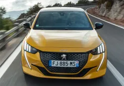 Peugeot 208 1.2 Puretech S&S GT Line EAT8 130