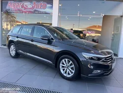 VW Passat Variant
