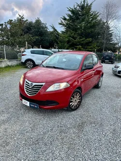 Lancia ypsilon 1.2 8v 69cv 5 portes