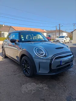 Mini Cooper se 184 Camden bva