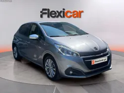 Peugeot 208 1.2 PureTech Signature