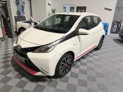 Toyota aygo x-play 69 ch, caméra de recul, clim, 5 portes