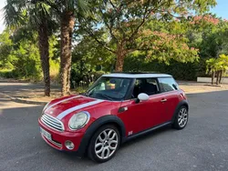 MINI R56 1.6i 120ch 7cv climatisation, intérieur rouge