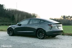 Tesla Model 3 Performance Tração Integral