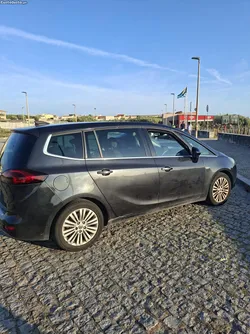 Opel Zafira Tourer