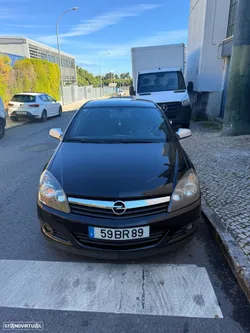 Opel Astra GTC 1.3 CDTI