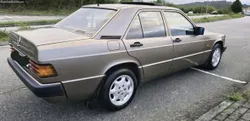 Mercedes-Benz 190 Elegance