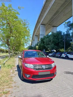 Dacia Sandero 0.9 TCe 90cv - Edição Especial 10 Anos