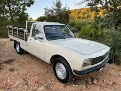 Peugeot 504 Pick-up 2.1 Diesel   Irrepreensível
