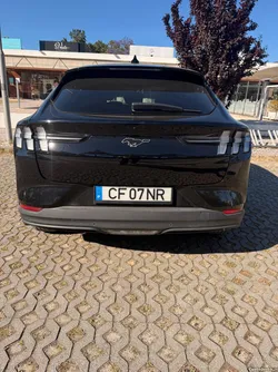 Ford Mustang Mach-E STANDARD