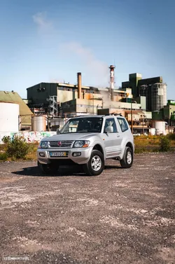 Mitsubishi Pajero 3.2 DI-D GLS ABS