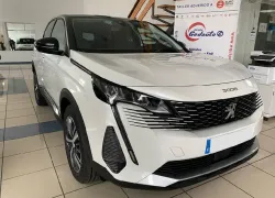 PEUGEOT 3008 1.5BlueHDi Allure Pack S&S 130