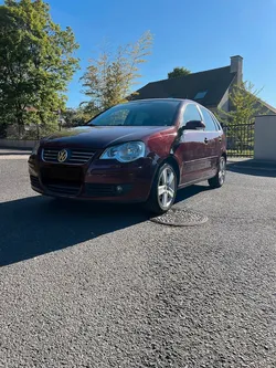 VOLKSWAGEN POLO IV phase 2 1.4 fsi 100 cv 5 portes