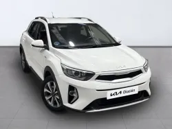 KIA Stonic 1.0 T-GDi MHEV Concept 100