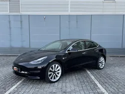 Tesla Model 3 LONG RANG dual motor AWD 75kw