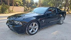Ford mustang v8 5.0 45000km