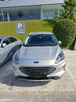 Ford Kuga 2.5 FHEV Titanium