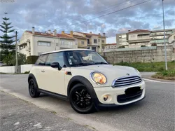 MINI Cooper 1.6D 112CV