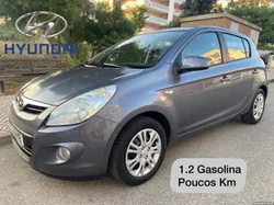 Hyundai i20 1.2 Gasolina * 85 Cavalos * Multimídia CarPlay + Câmera de Ré * Poucos Km
