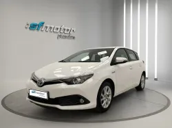 TOYOTA Auris hybrid 140H Active Business Plus