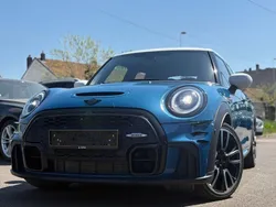 MINI Cooper S John Cooper Works 2.0 178ch Facelift 2021 - manuelle 6 vitesses - 4/5 portes - Suivi complet MINI - Système de navigation (GPS) - Éclairage d'ambiance - CarPlay -